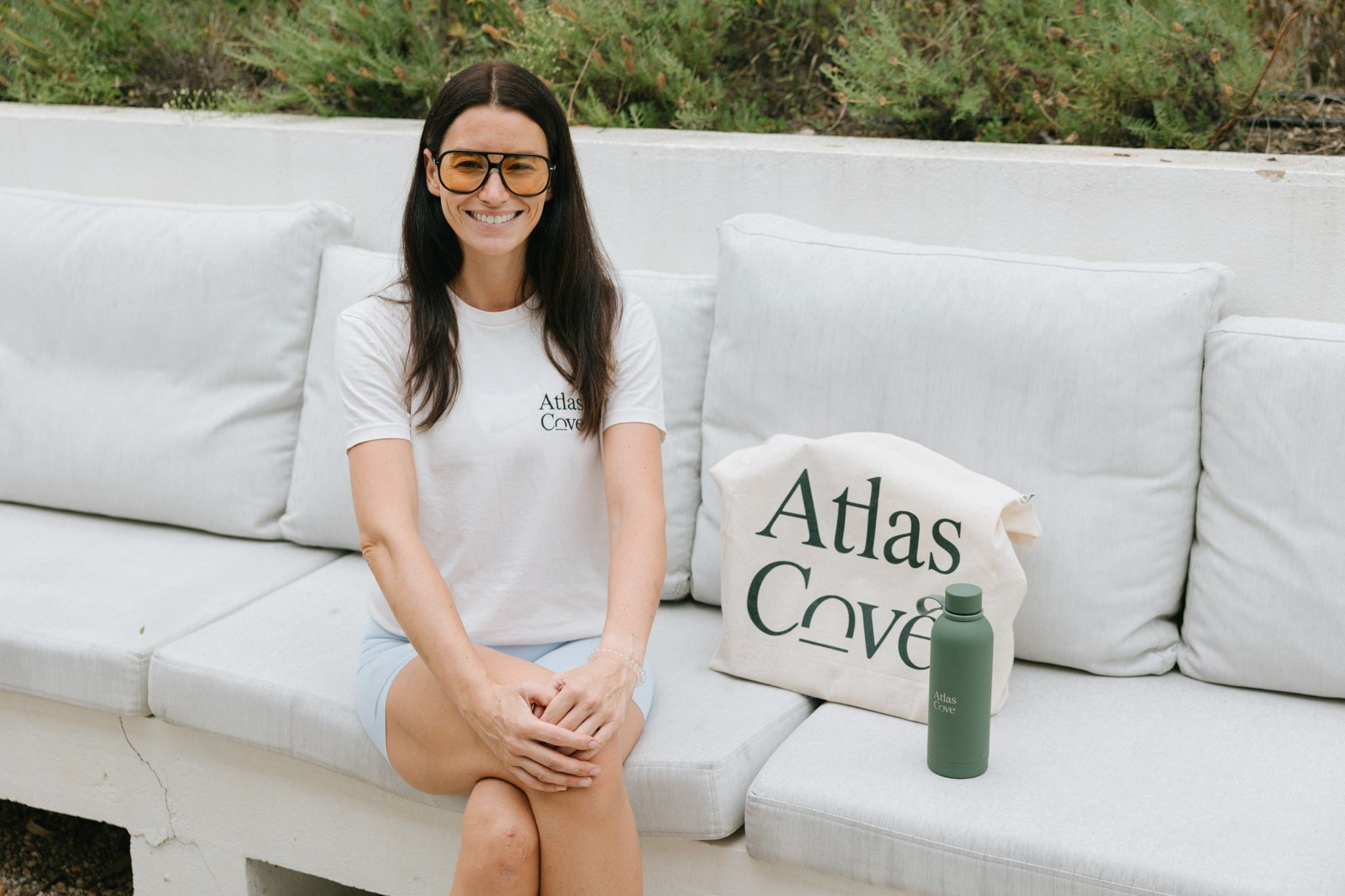 Lisa Wuerden with the Atlas Cove welcome tote and bottle at Casas na Ferraria (photo credits Atlas Cove)