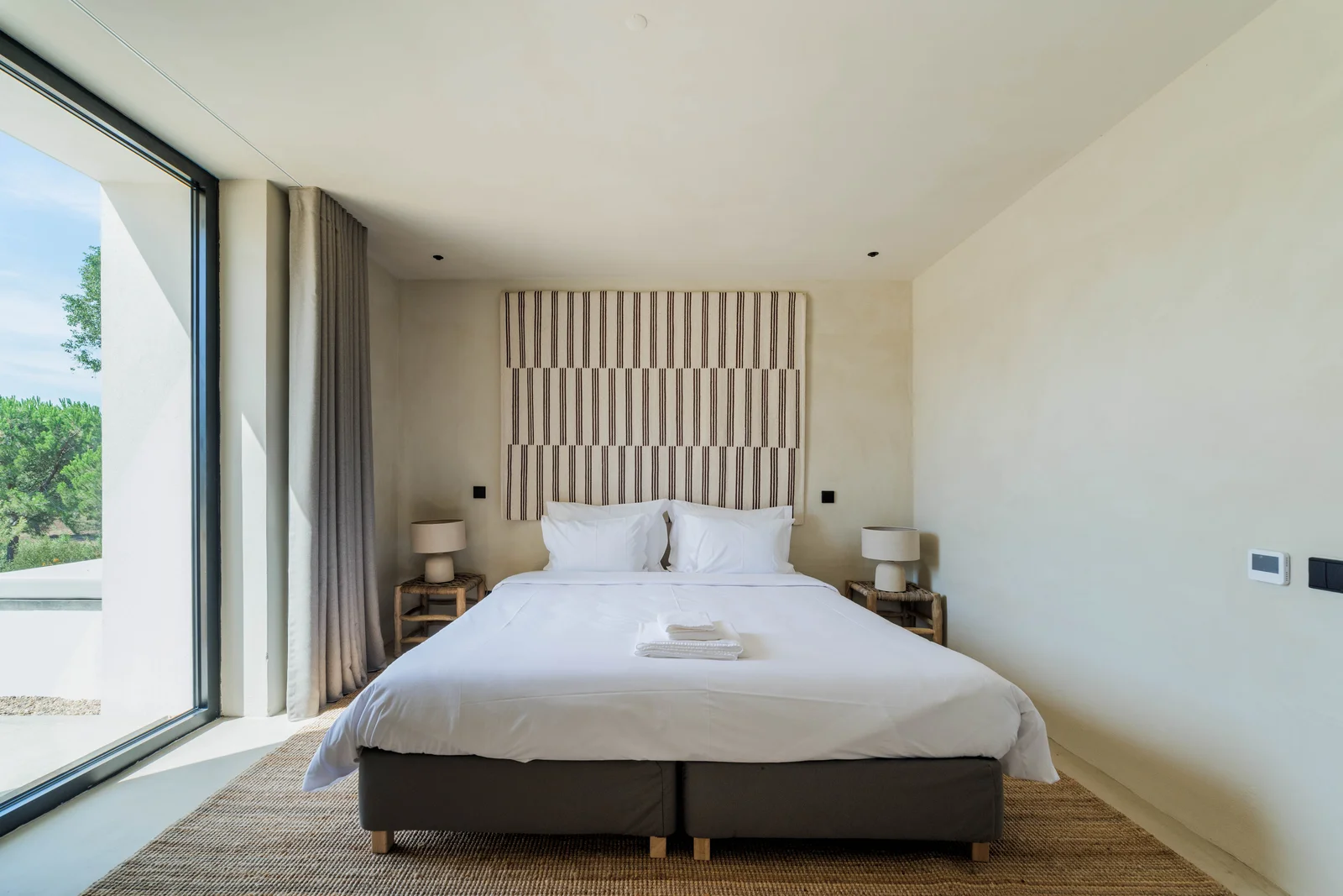 Casa Ansuz bedrooms, image 3