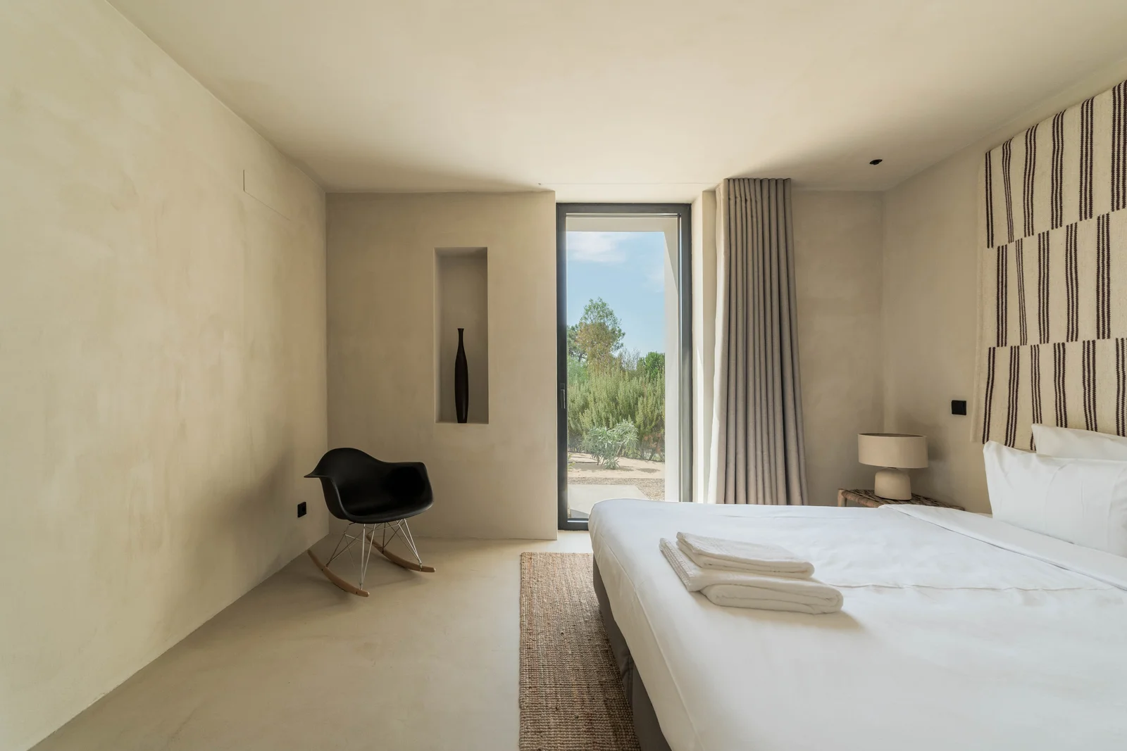 Casa Ansuz bedrooms, image 5