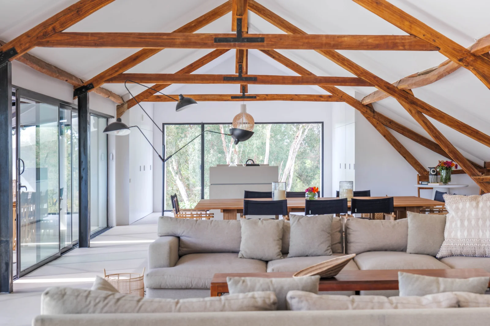 Casa Ansuz living spaces, image 3