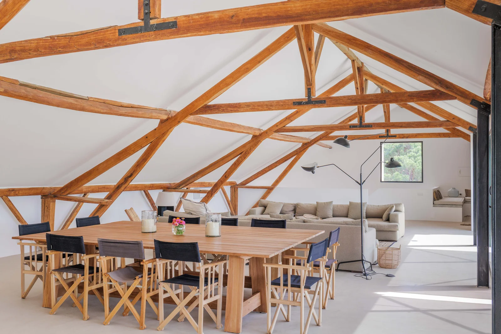Casa Ansuz living spaces, image 4